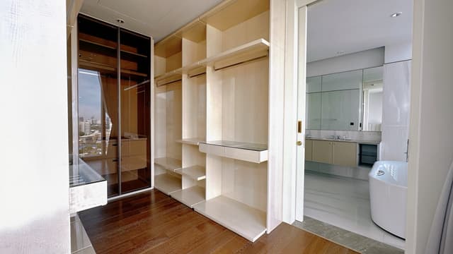 Kraam Sukhumvit 26 - 0328RR0007 #12